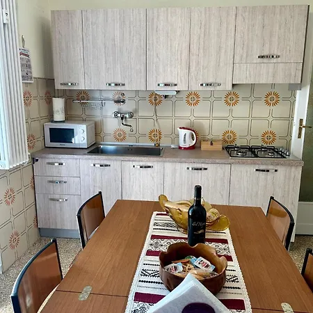 Centro Attico Con Terrazza * 都灵