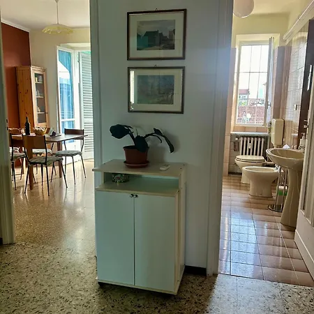 Centro Attico Con Terrazza 公寓 *