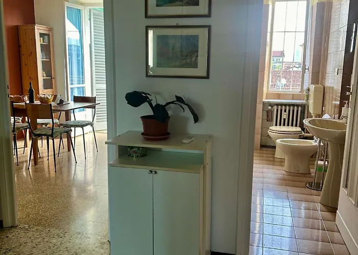 Centro Attico Con Terrazza アパート *
